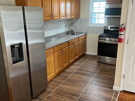 2nd image of 13214 155th St #1