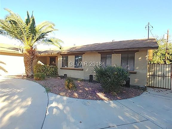 4th image of 4846 E Colorado Ave