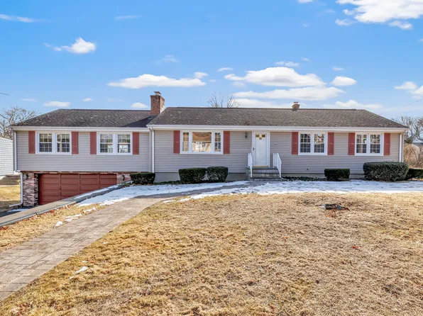 48 Alden Avenue, Trumbull, CT 06611