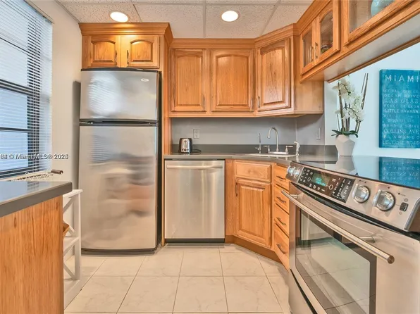 5495 NE 25th Ave APT 404, Fort Lauderdale, FL 33308