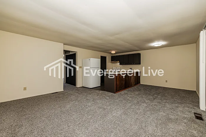 8113 Mount Aetna St — Photo 5