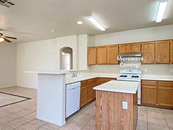4th image of 2620 Wooly Rose Ave
