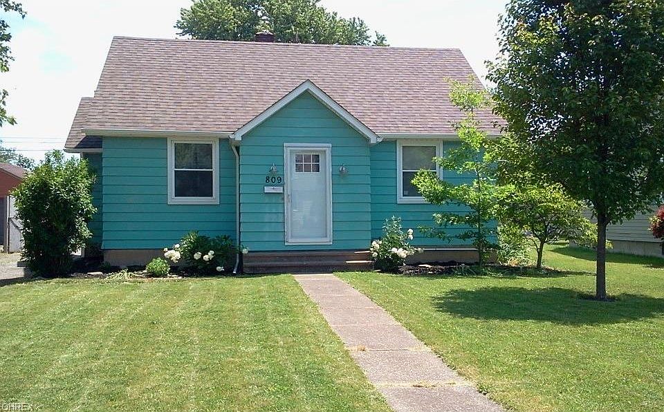 1st image of 809 Warwick Dr