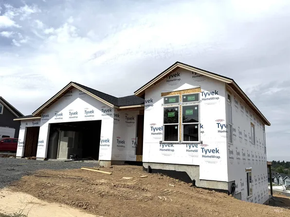 415 Ryan Ln, Moscow, ID 83843