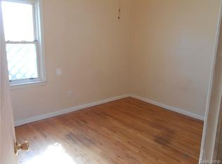 410 E Woodward Heights Blvd, Hazel Park, MI