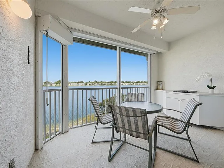 3320 W Crown Pointe Blvd #201 — Photo 32