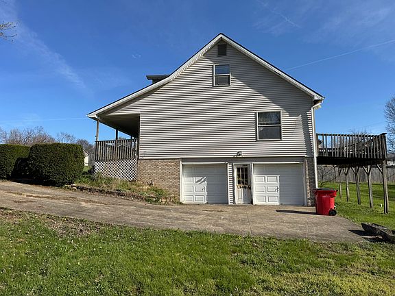 4th image of 105 Waverly Ln
