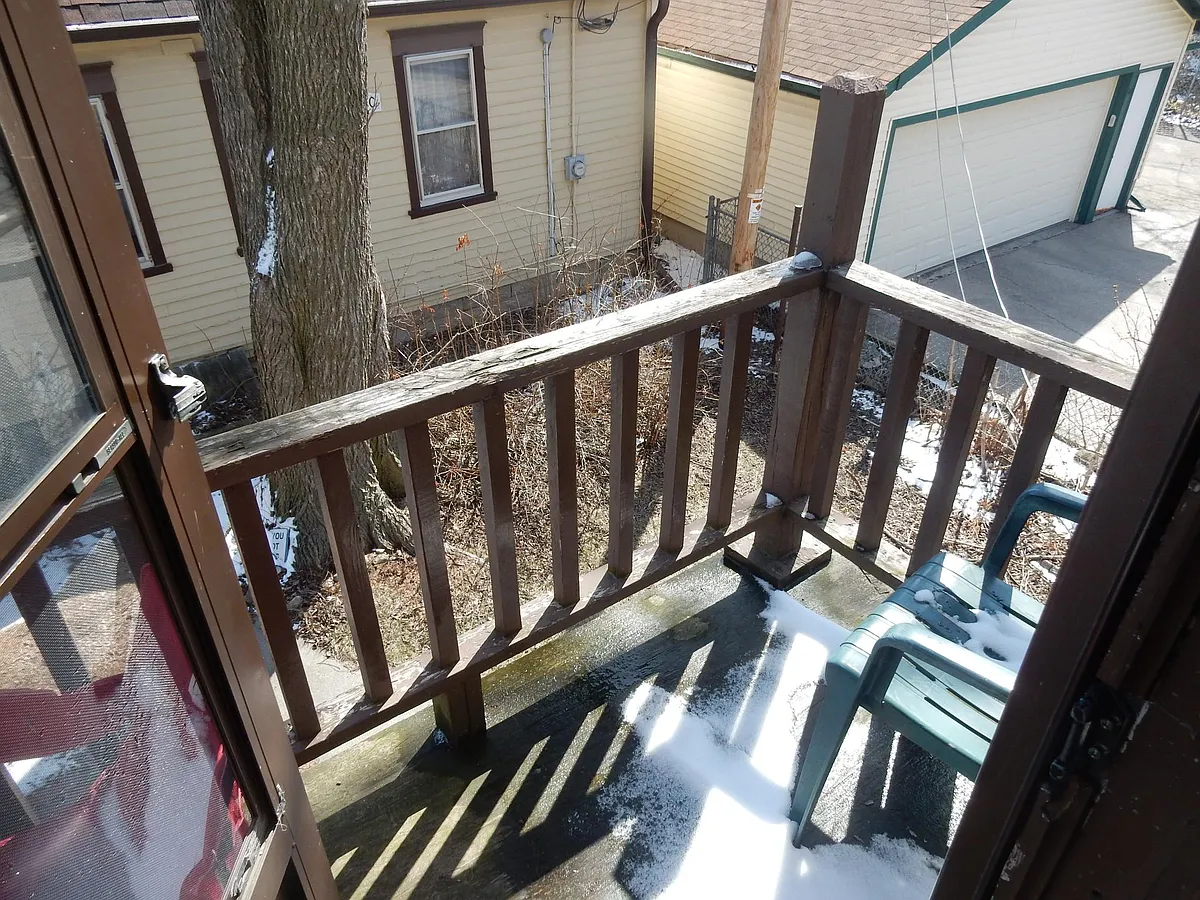 Rear porch - 1822 N Arlington Pl #B