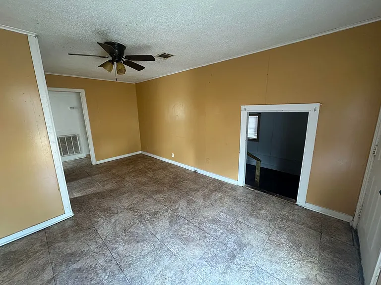 3445 Penick St — Photo 4