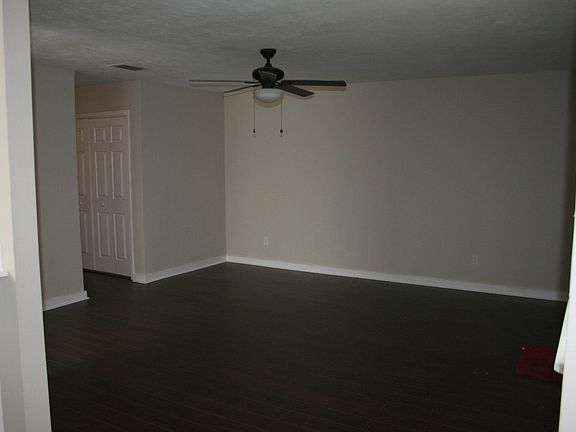 5th image of 2308 Sylvan Ct APT C