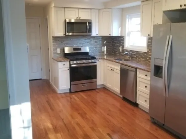 132 Willow St, Bloomfield, NJ 07003