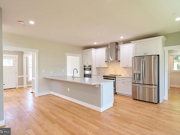 5th image of 2108 Dennings Rd