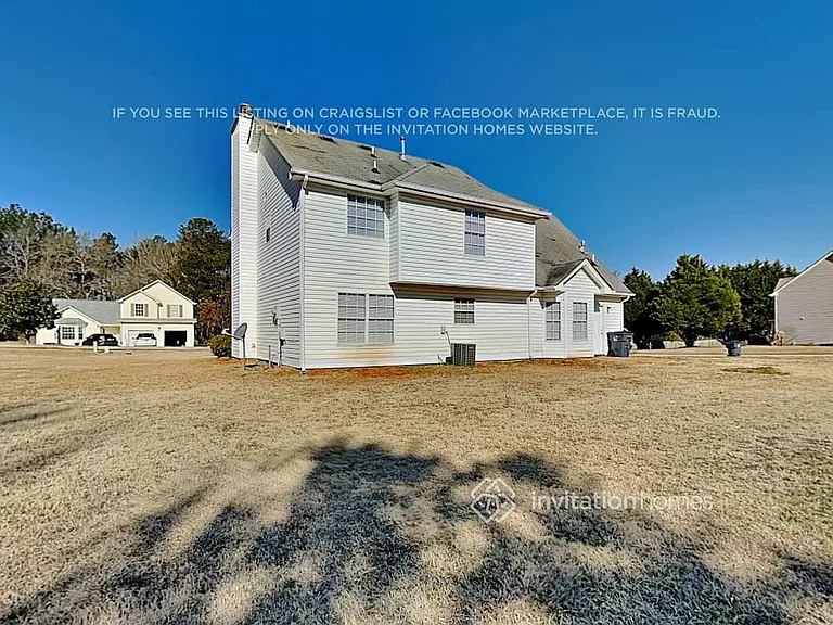 685 Meadows Ln — Photo 12