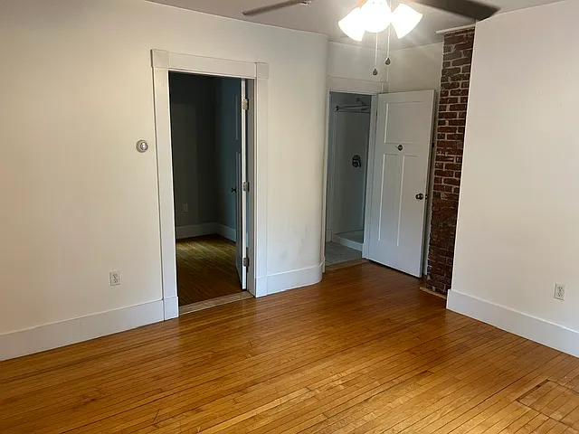 2 bed, 450 sqft, $1,575 — Photo 4