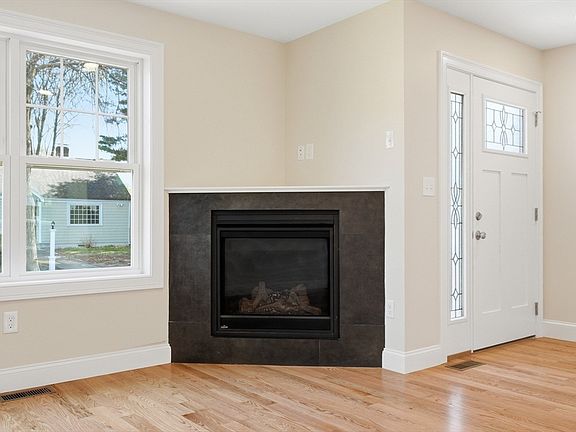 5th image of 25 Cumberland Rd