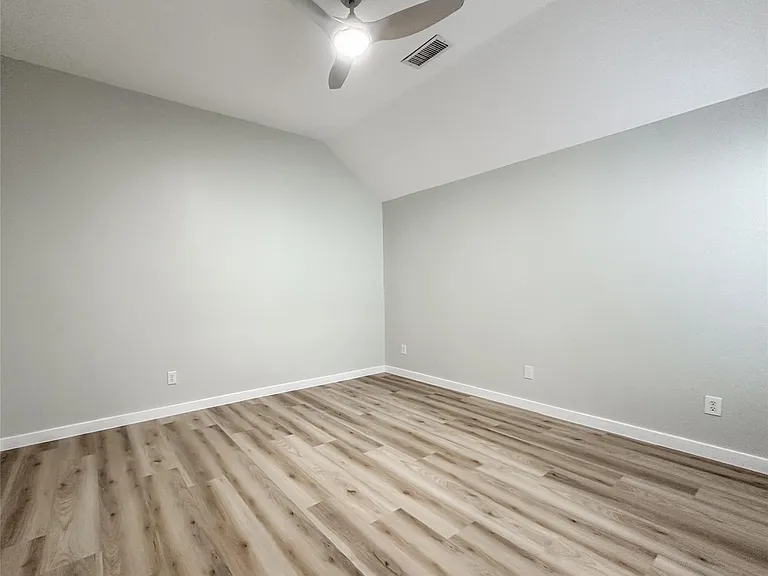 27 Auburn Path Dr — Photo 34