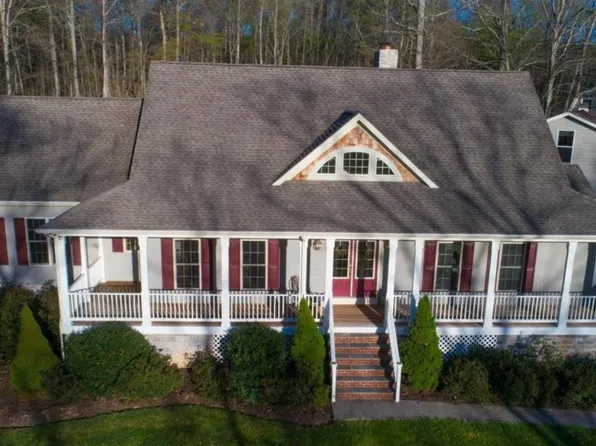 (undisclosed Address), Hedgesville, WV 25427