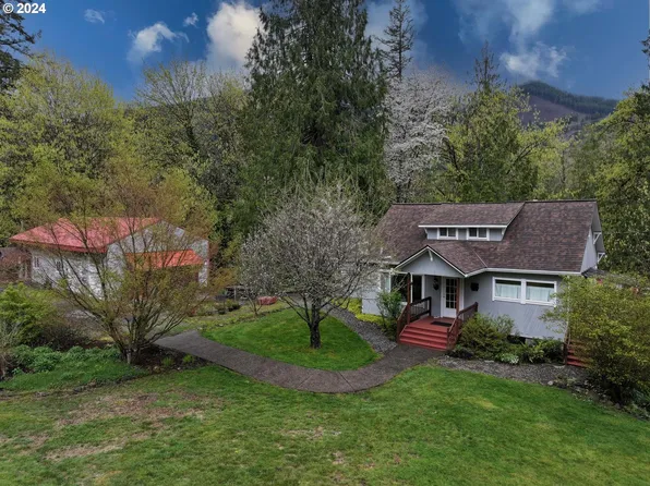 64235 E Brightwood Loop Rd, Brightwood, OR 97011