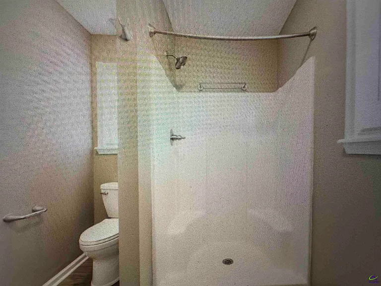 100 Wynfield Ln — Photo 10