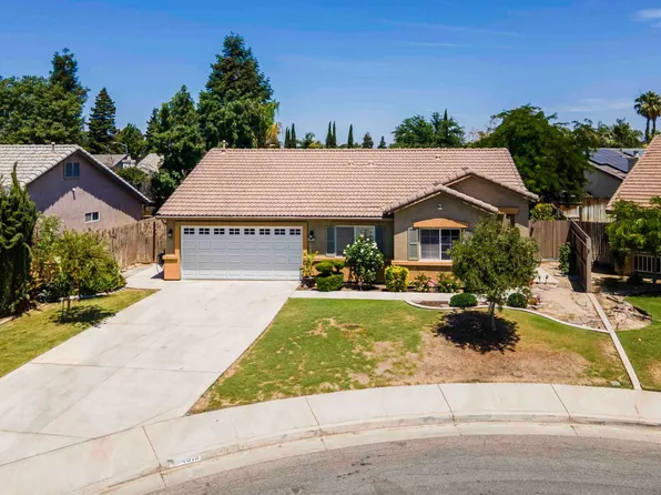 4810 Bluestone Dr, Bakersfield, CA 93311