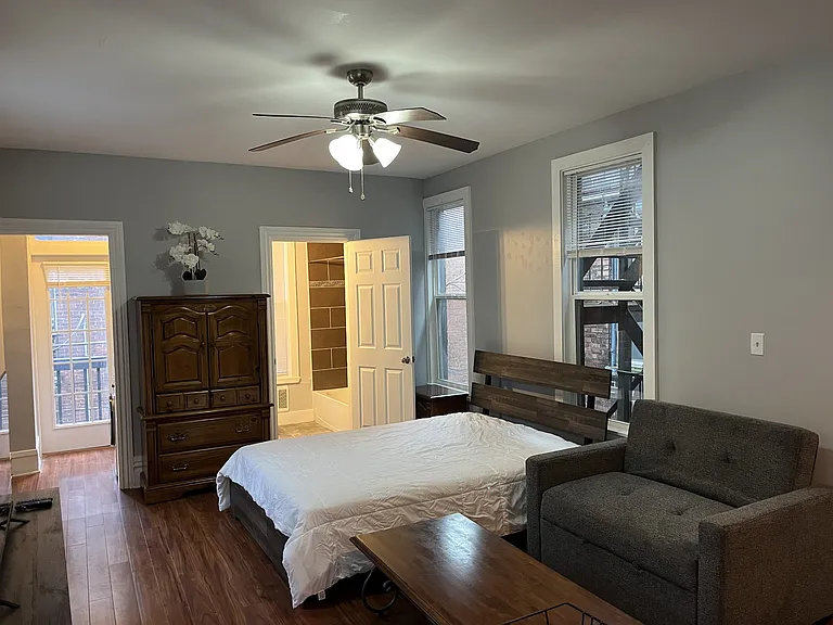 1605 N 2nd St #3 — Photo 2