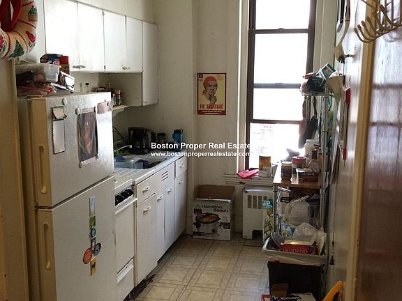 384 Commonwealth #33a Boston - Back Bay Unit Photo 4