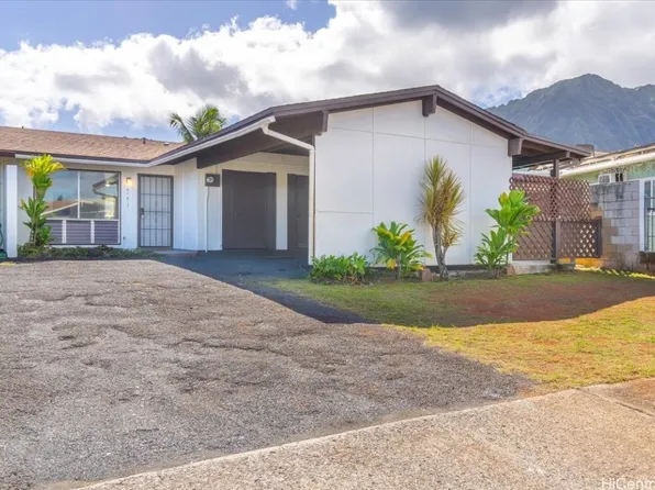 41-613 Inoaole St, Waimanalo, HI 96795