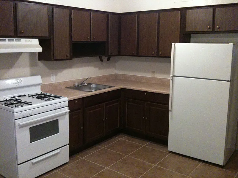 Large kitchen with washer and drier hook ups