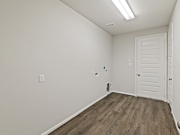 Convenient laundry room