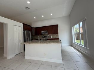 3386 Treasure Ln, Margate, FL 33063