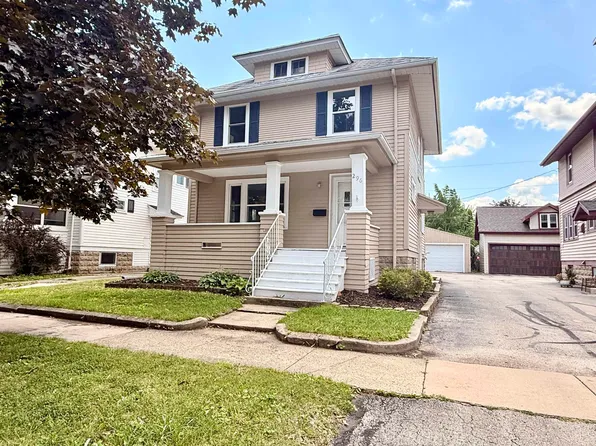 296 5th St, Fond Du Lac, WI 54935