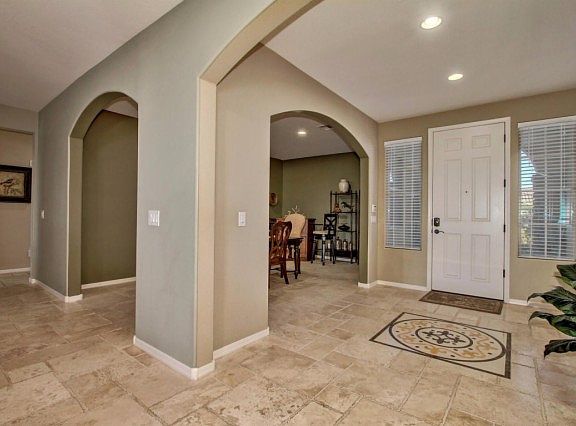 2nd image of 18261 W Beck Ln