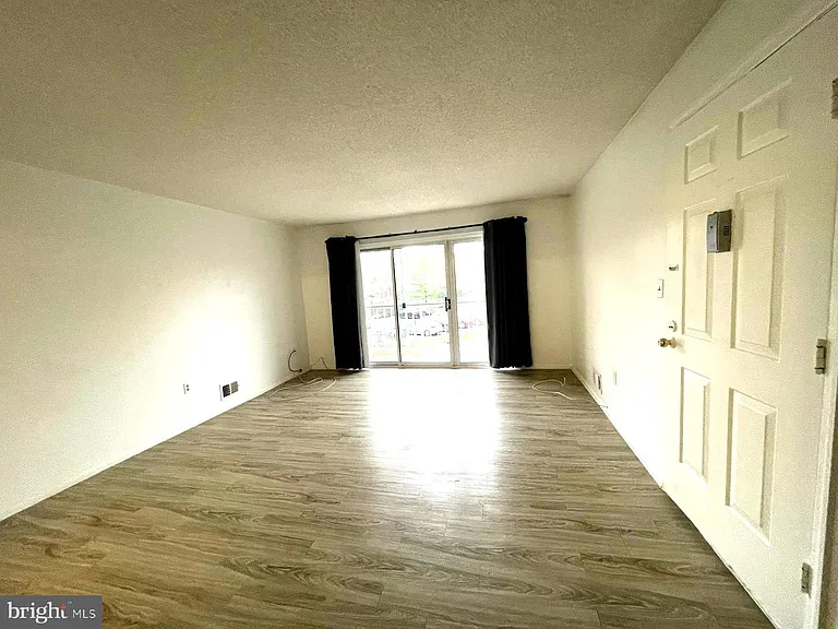 16 Aspen Ct #16 — Photo 4
