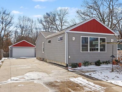 1046 Bronson Ave, Plainwell, MI, 49080