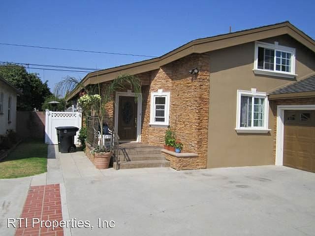 1st image of 4127 W 176th St