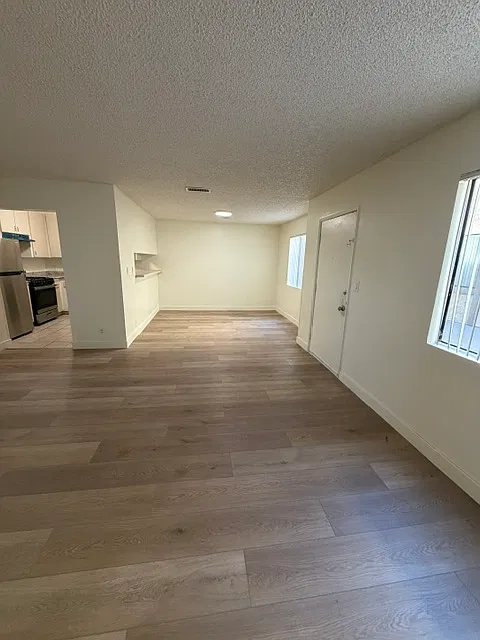 2 bed, 840 sqft, $2,820 — Photo 1