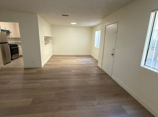 9129 Tobias Ave APT 104, Panorama City, CA 91402