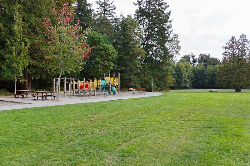 Saanich House for rent - 3 Bedrooms — photo 64