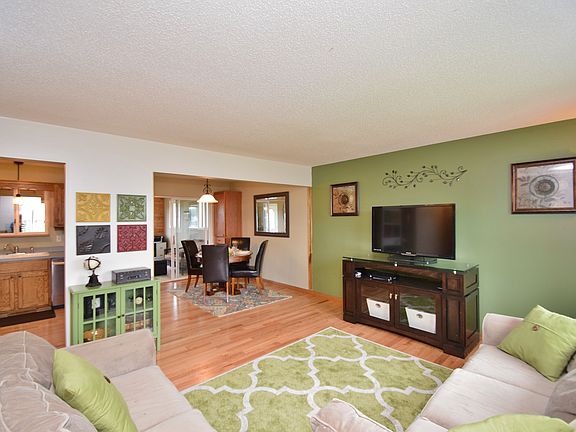 3rd image of 15261 Germanium St NW