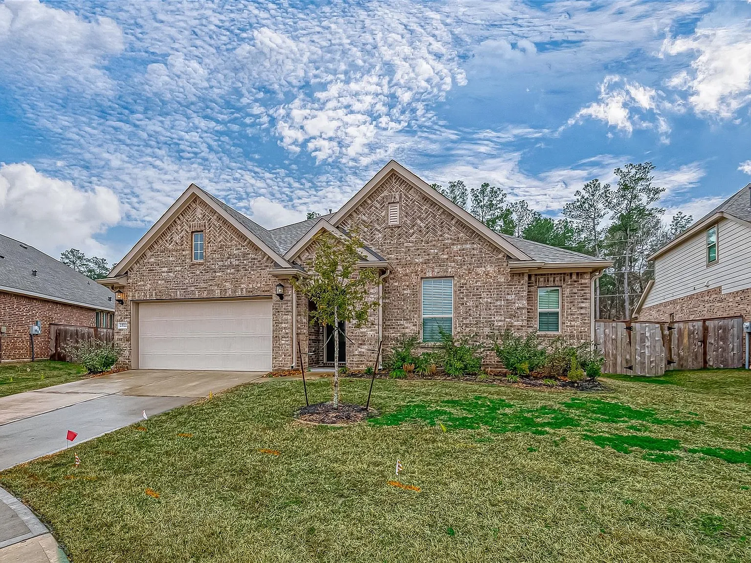 4 bed, 2.5 bath, 2345 sqft, $2,100 — Photo 3