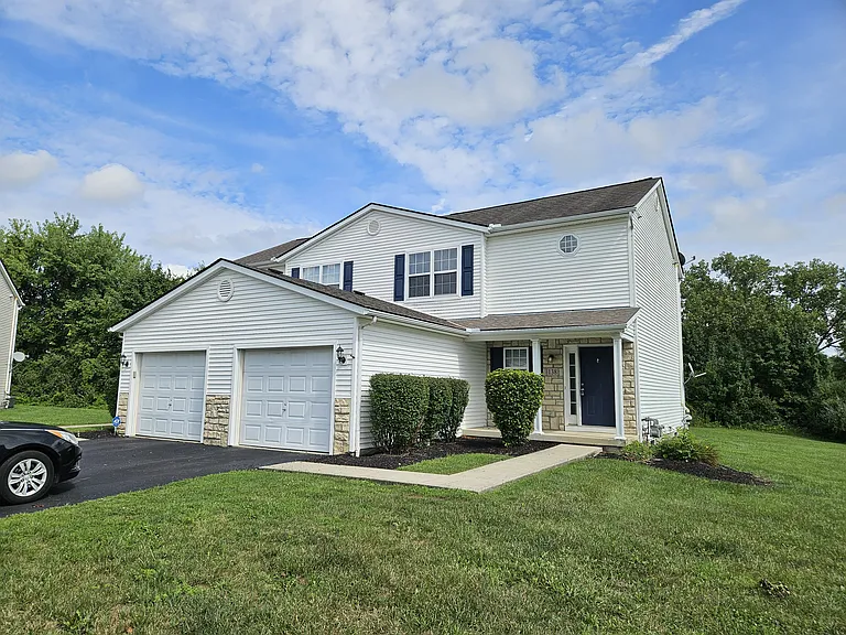 138 Wagnalls Ct — Photo 1