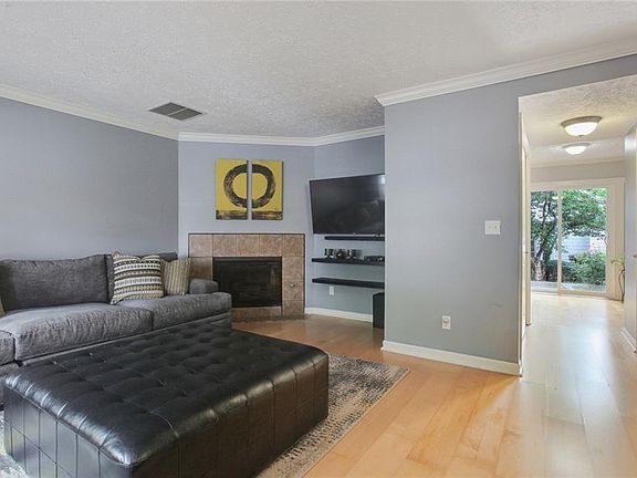 5th image of 124 Teal Ct