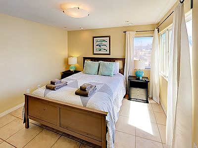 1st image of 715 Asbury Ct