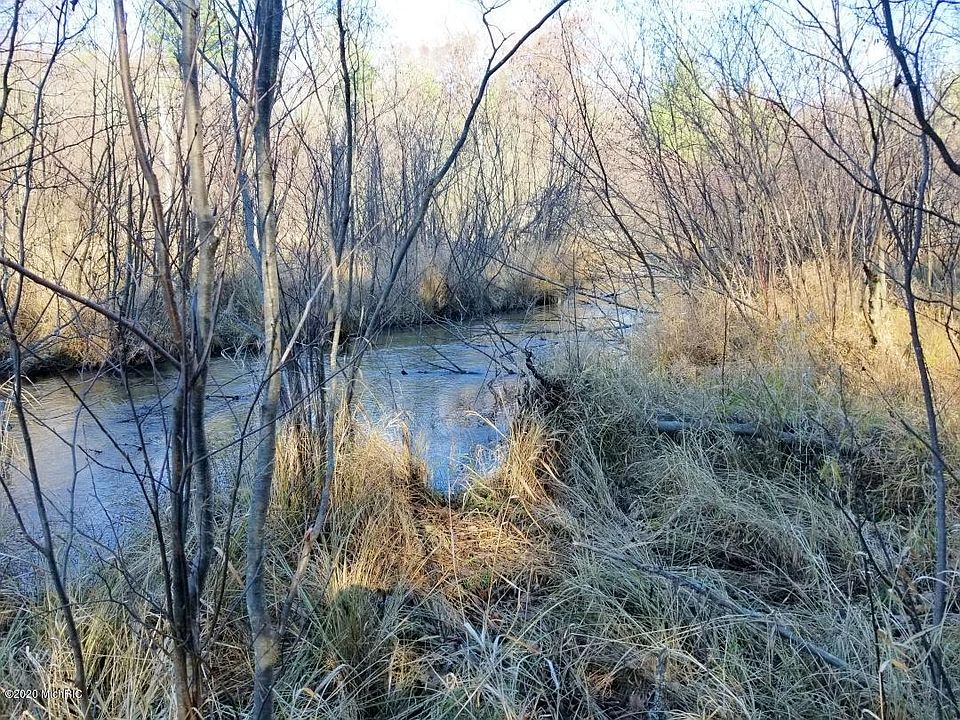 2nd image of 5633 S Twin Creek Rd