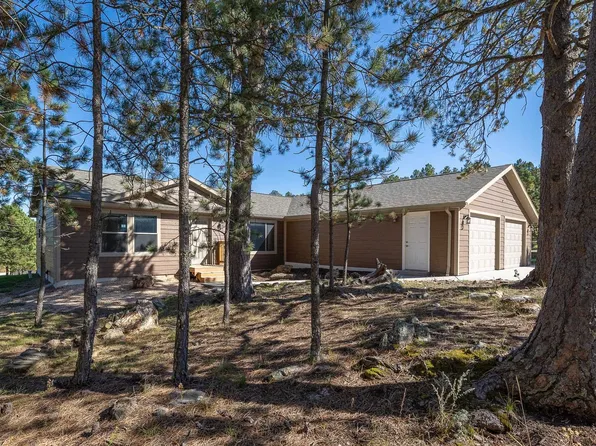 127 Surrey Ln, Custer, SD 57730