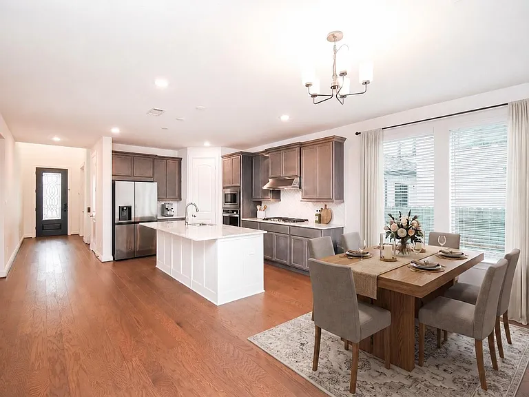 9406 Water Breeze Ct — Photo 3
