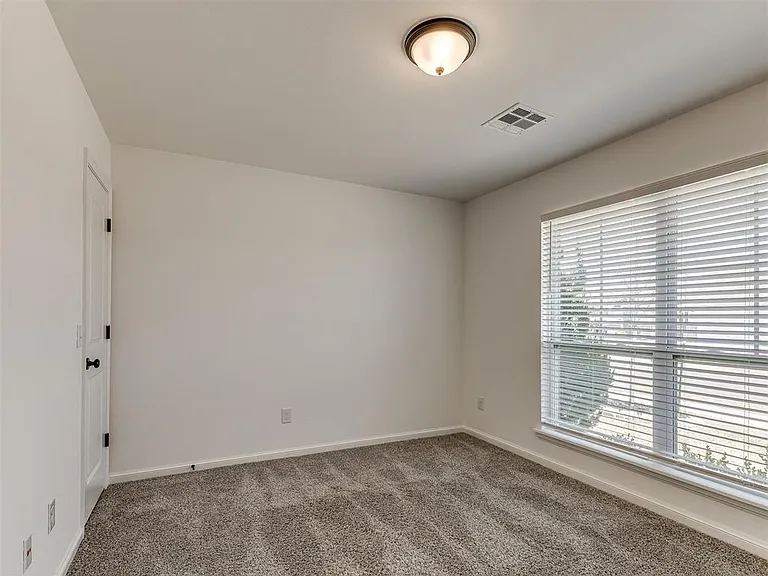 18025 Sunny Stone Ct — Photo 16