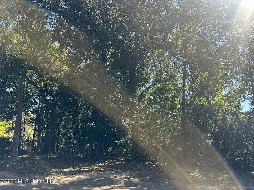 2nd image of Baywood Dr Lot 105