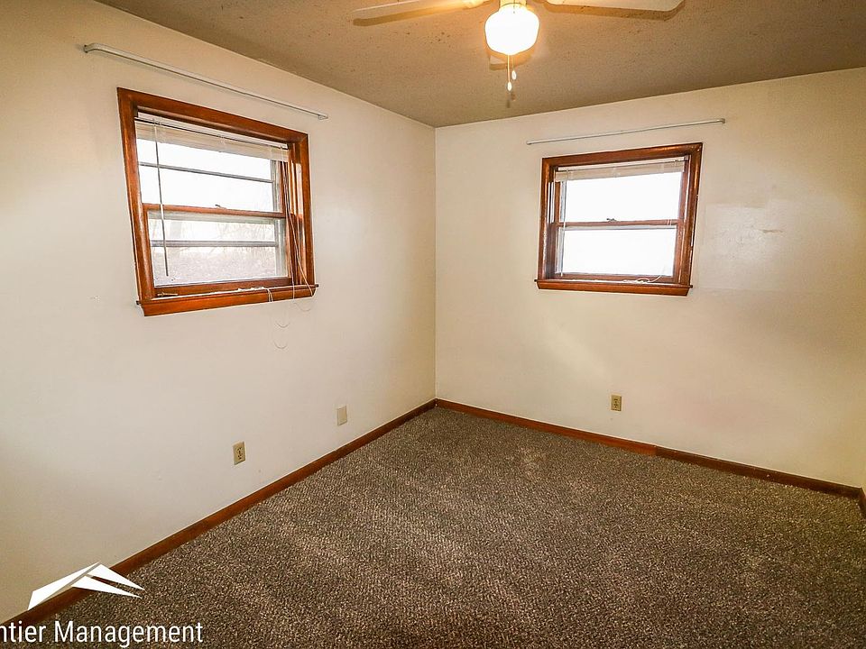 350 N 16th 350 N 16th St Manhattan KS Zillow