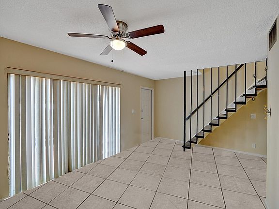 3rd image of 6268 Highland Court